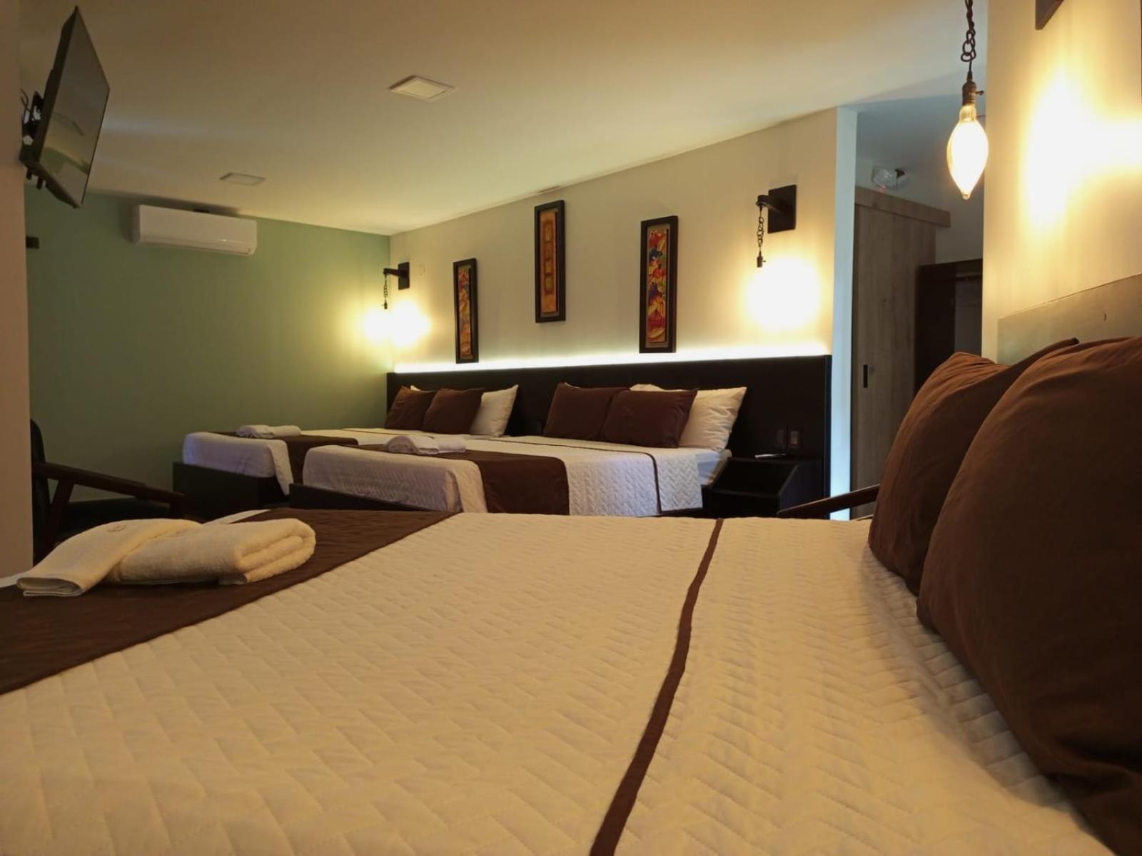 Terra Luna Lodge Tena Eksteriør billede